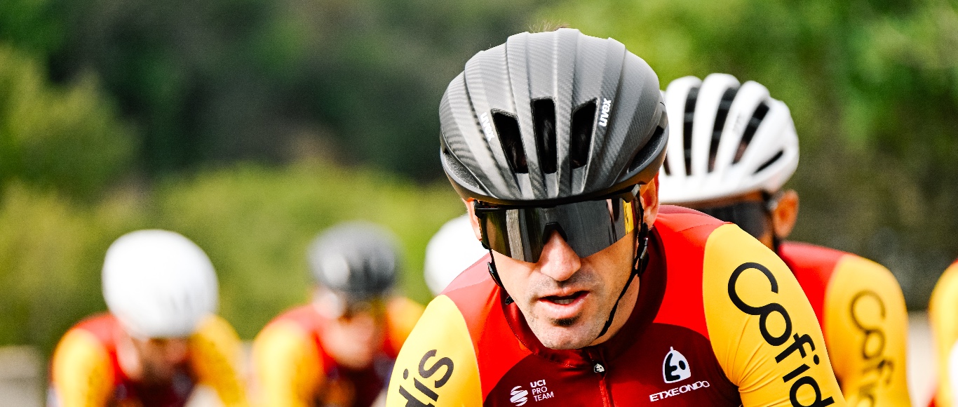 À l’abri du vent : Ion Izagirre